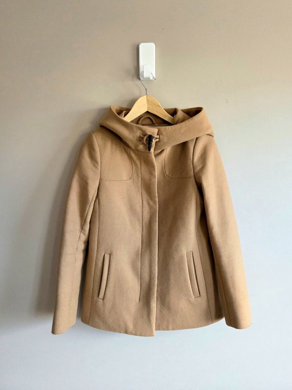 Babaton Aritzia Italian Virgin Wool Cashmere Blend Coat with Hood Camel Color